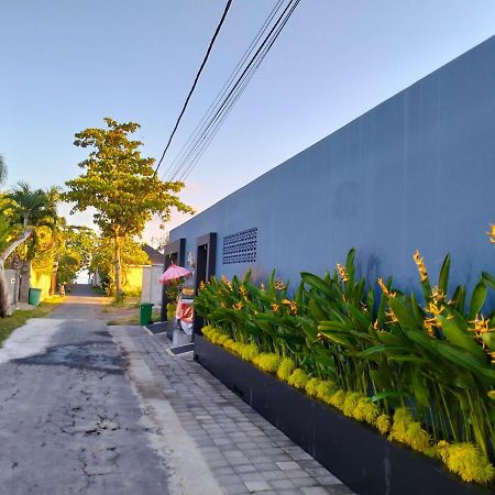 Villa Bintang Lovina Exterior foto